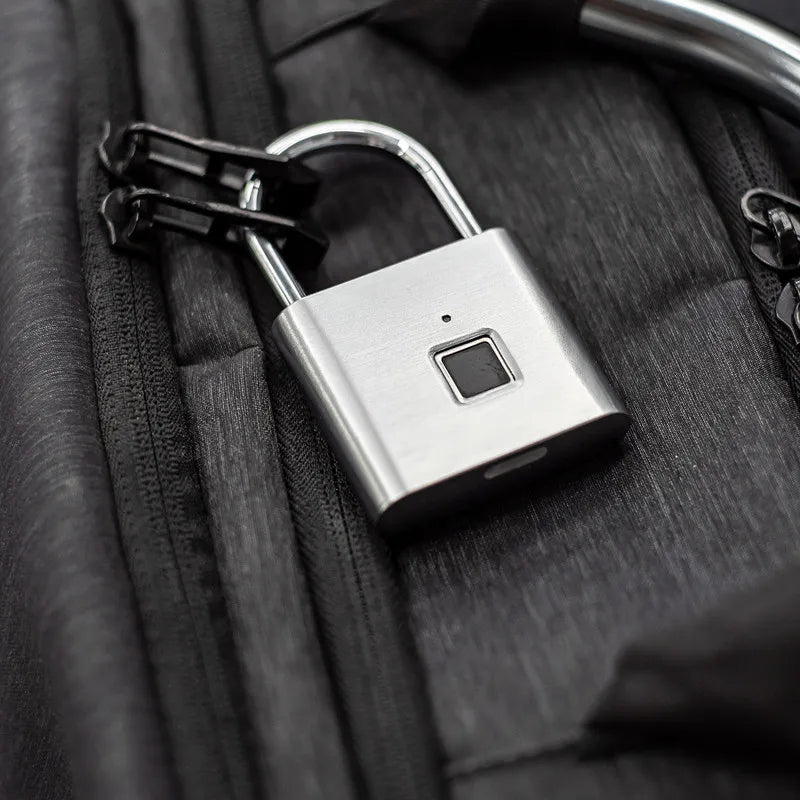 KERUI Rechargeable Smart Waterproof Fingerprint Padlock