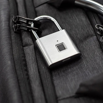 KERUI Rechargeable Smart Waterproof Fingerprint Padlock
